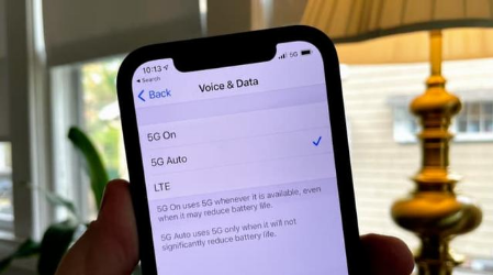 景东苹果手机维修分享iPhone 12如何打开或关闭5G网络 