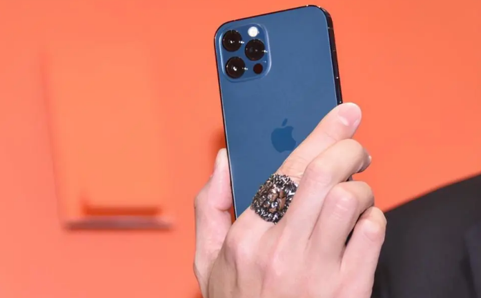 景东苹果手机维修分享iPhone12系列重启方法教程 
